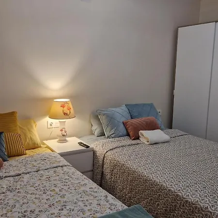 Piso Completo Centrico Y En El Casco Antiguo De شقة