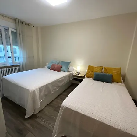 Piso Completo Centrico Y En El Casco Antiguo De *