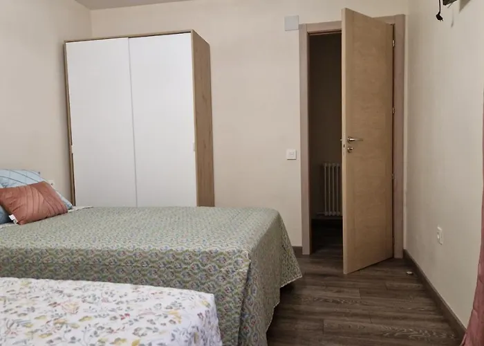 Piso Completo Centrico Y En El Casco Antiguo De 아파트 *