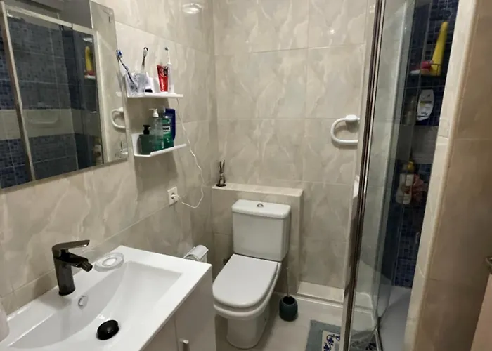 Piso Completo Centrico Y En El Casco Antiguo De 아파트 *